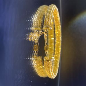 China Delicate 18K Gold Plumeria Stud Earrings factory