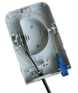 China Lightweight Fiber Optic Distribution Box 205x115x35 Mm For Mini FTTx factory