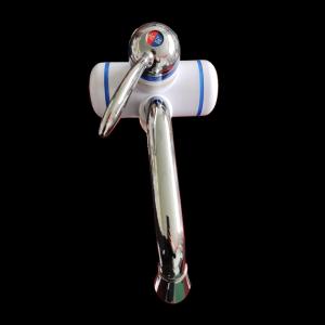 China 30-60C Kitchen Instant Hot Water Tap 304 Stainless Heating Element factory