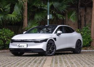 China Buy In Stock Chinese Fast Ship Smart Sport Automotive Motor Power Zeekr 007 Pure New Energy EV Car For Sale factory