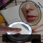 Touch Sensitive Makeup Vanity With Lights , Makeup Dresser Lights USB Rechargeab