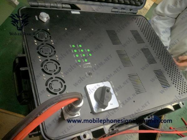 Waterproof 20 - 6000Mhz Vehicle Bomb Jammer High Power RF Cell Phone Signal
