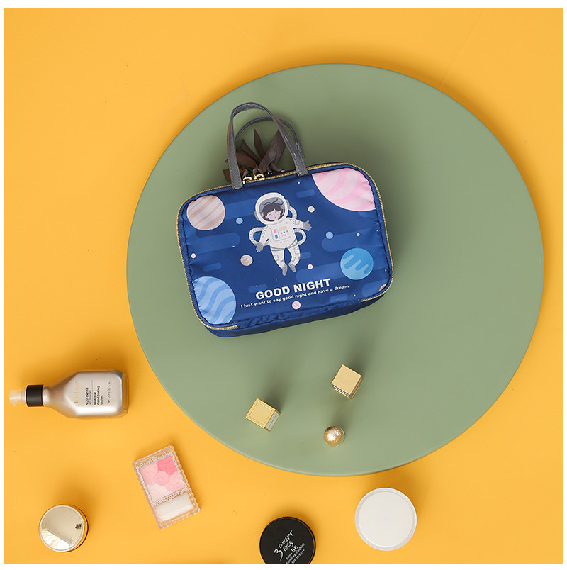 Zipper Closure Cartoon Polyester Travel Toiletry Organizer