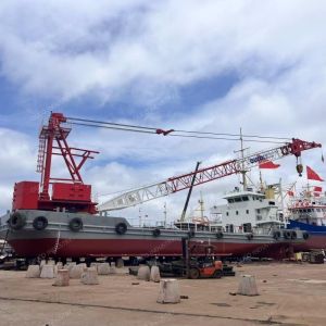45M Floating Dock Crane for Dredging