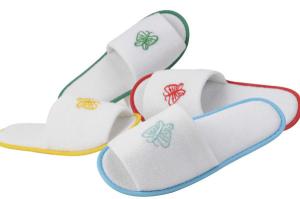 China indoor soft slipper factory