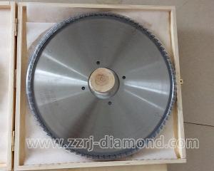 China PCD CIRCULAR SAW BLADE FOR WOOD CUTTING factory