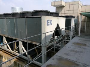 China 380V 140 Tons Air Cooled Screw Chiller With Compressor factory