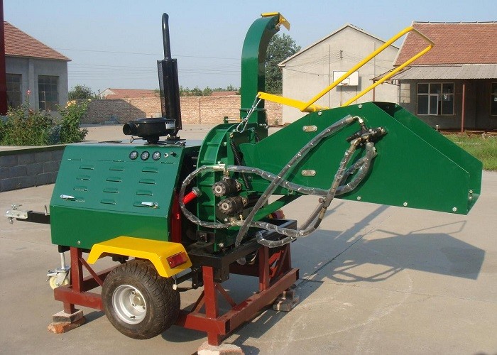 DH40 Diesel Engine Wood Chipper. double hydraulic feeding type, high efficiency