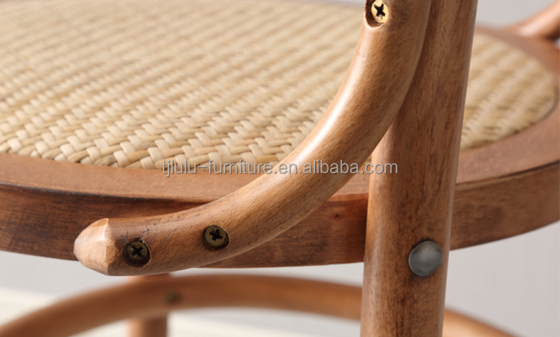 Modern Design Rattan and Solid Wood Dining Chair for Restaurant W36*D42*H88 cm
