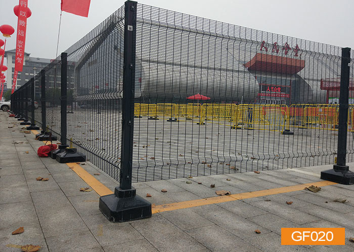 Prison Barbed Wire Fence Galvanized Tube Anti Climb Security Fencing