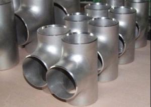 China Astm A234 Carbon Steel Reducing Tee Gas Petroleum Oil St35.8 factory