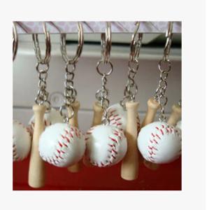 China New creative gift product baseball keychain keyrings wedding gift factory