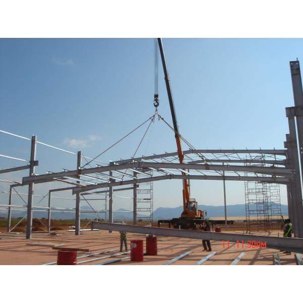 China Lightweight Steel Structure Warehouse Shed with Q355 H Section Frame factory