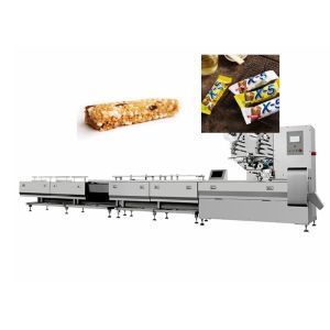 China Manual Putting Chocolate Bars Flow Packing Machine 304 Stainless Steel on sale