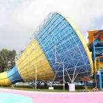 Colorful Outside Fiberglass Adult Water Slide 14.6m Platform Height In Themed