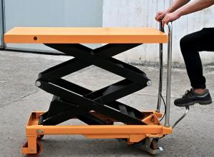 China 350kg Hydraulic Table Lifter with 950mm Lifting Height and Lightweight Design factory