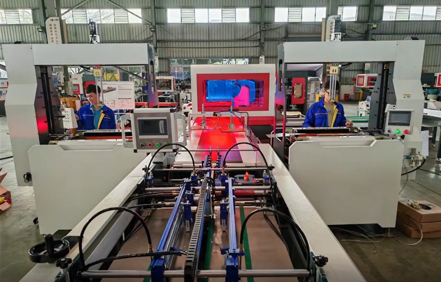 Fully Automatic Double Positioning Machine For Phone Box Shoe Box