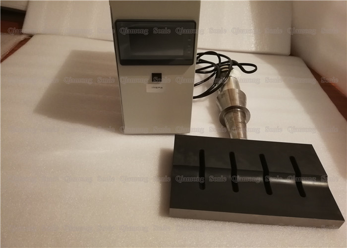 15Khz 2600w Ultrasonic Welding System With Special Steel Horn