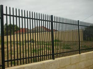 China 2.4*2.1m designs for steel fence with hot dipped galvanized tube 80gram/SQM /mm zinc factory