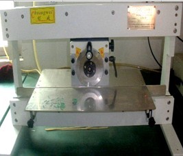 High Efficiency PCB Depanelizer With Round Knife And Linear Blade
