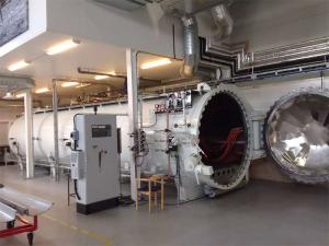 China Composite Manufacturing Military Autoclave 1 Year Warranty factory