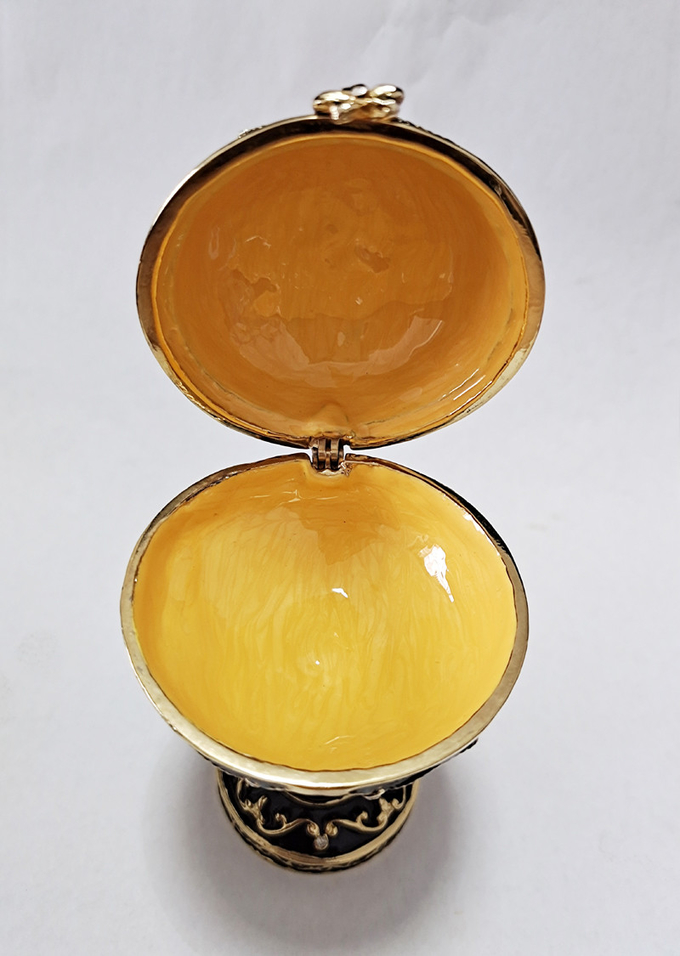 Hand Painted Enameled Blace Faberge Egg Decorative Hinged Jewelry Trinket Box Unique Gift For Home Decoration Gift Box