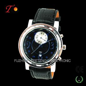 China Cool Stylish Leather Strap Quartz Wrist Watch unique dial watch for Men factory