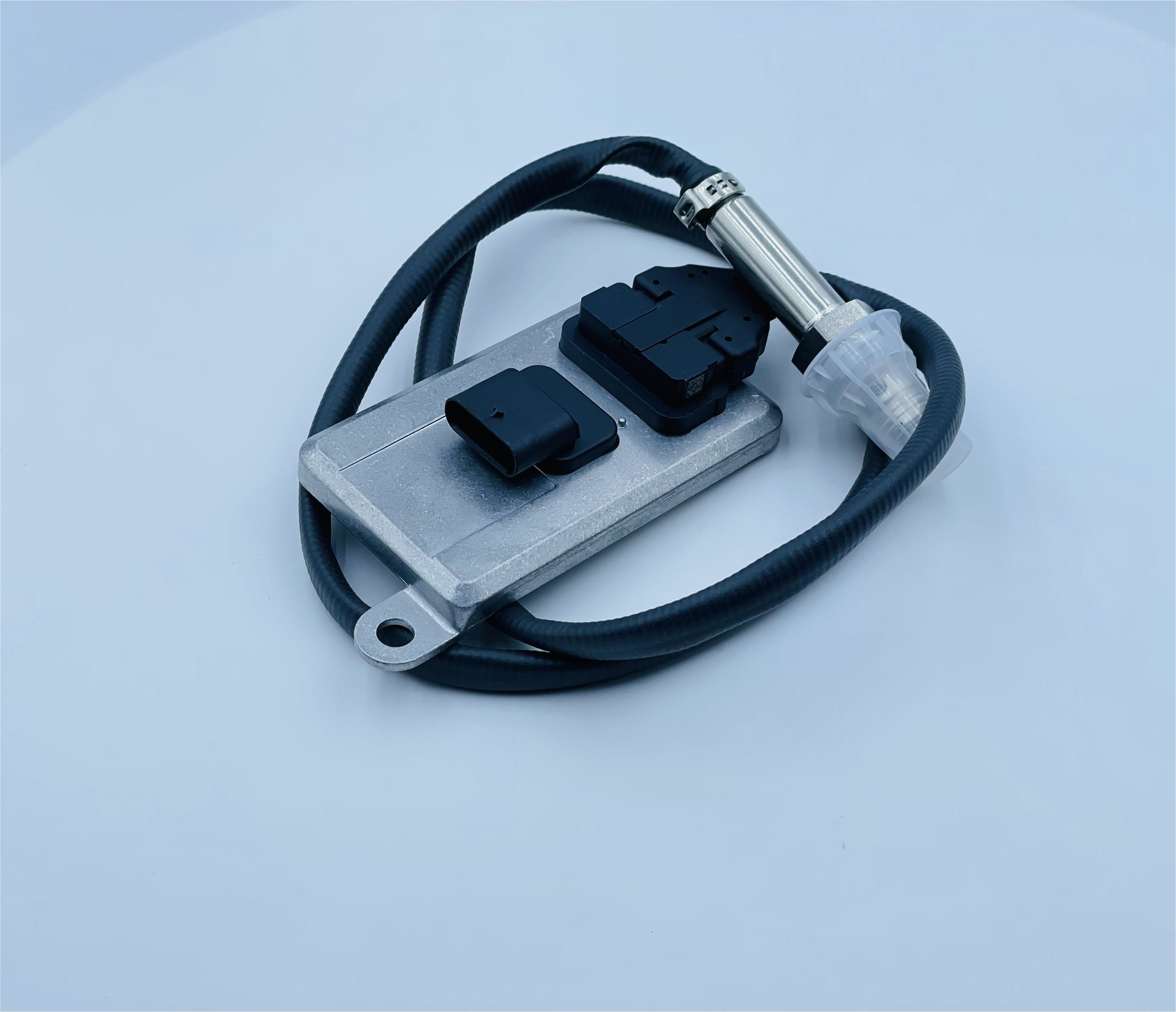 24V NOx Nitrogen Oxide Sensor For Cummins OEM 5WK96614