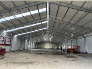 China Durable Weather Resistant Steel Structure Warehouse Building For Long Term Storage factory