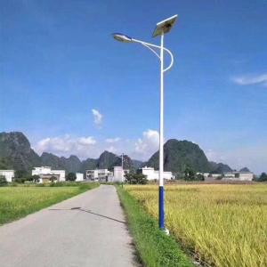 China FT-SS002-6M 30W Solar Integrated LED Street Light In Urban Circumstance factory
