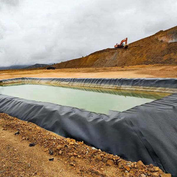 20Mil HDPE Geomembrane Lining Corrosion Resistant For Fish / Shrimp Ponds