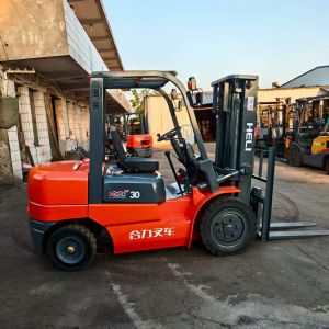 China China Brand Wholesale Heli Diesel Forklift 2t 2.5t 3t 3.5t With 3 Masts Lifting Height 4.5m Offroad Diesel Forklift For Cargo Handling on sale