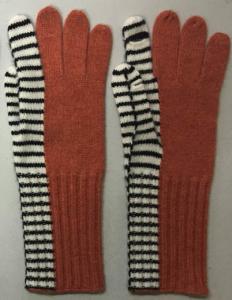 China Cashmere Intarsia Knitted Gloves With Fingers / Asymmetric Stripe Pattern factory