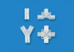 China PP PTFE Four Way Tube Connector Plastic Female Connection factory