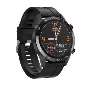 China Hot Selling L13 Calling Watch Smart Watch Man Women IP68 Waterproof Smart Band Watches Smartwatch 2019 Q18 Smartwatch factory