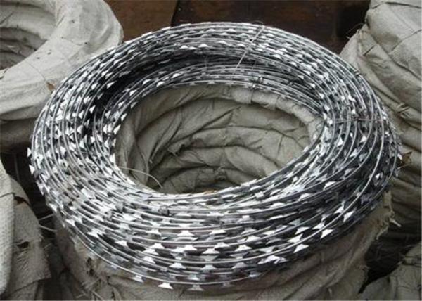 Stainless Steel Razor Barbed Wire/Hot Dipped Galvanized Barbed Wire/Barbed Wire