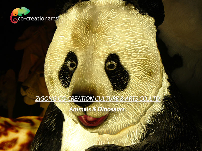 Water Proof Fiberglass Animatronic Panda Illuminated For Shopping Mall