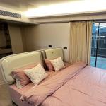 Coffee Mobile Prefab Space Capsule House Manufactured by Luxury Beach Villa for