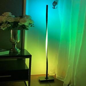 China Metal Decorative Rgb Led Floor Lamp Remote / APP Control factory