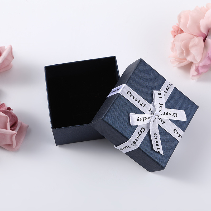 Recycled Materials Custom Luxury Valentine's Day Jewelry Gift Packaging Box With Bow