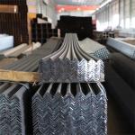20*20-200*200mm Black Carbon Equal Angle Steel For Construction