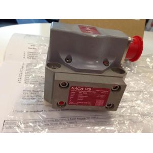 China Original German MOOG Servo Valve with 7 bar Pilot Pressure 16 kg Weight and 0.1 kW Power for Electro-Hydraulic Control factory