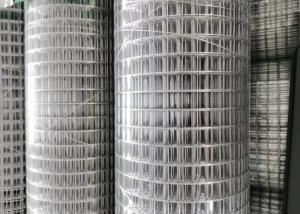 China Stainless Steel Galvanized 50mm Custom Weld Mesh Plastic Spraying factory
