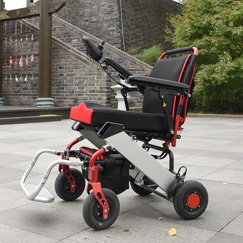 Rigid PU Tyre Folding Motorized Wheelchair 6km/H Alu Alloy Electric