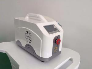 China High Frequency up to 10HZ Q Switch Nd Yag Laser Tattoo / /eyebow Removal Beauty Equipment factory