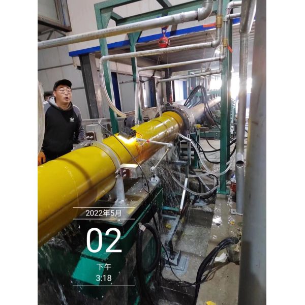 China Continuous PU Foam Pre Insulated Steel Pipe Production Line factory