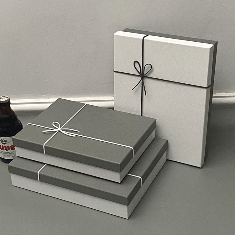 Luxury Lid And Base Cardboard Gift Packaging Box With Bowknot