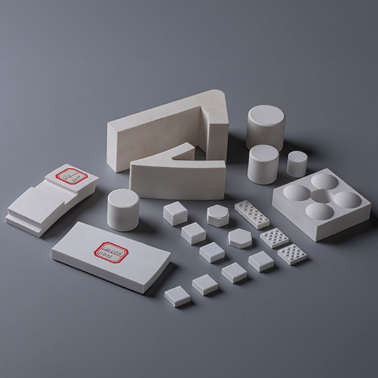 Wear Resistance Alumina Ceramic Tiles 92% 95% For Steel Industry