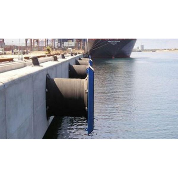 Resilient Cell Rubber Fender Panels Fender Tugboat Fenders Bollard Fenders