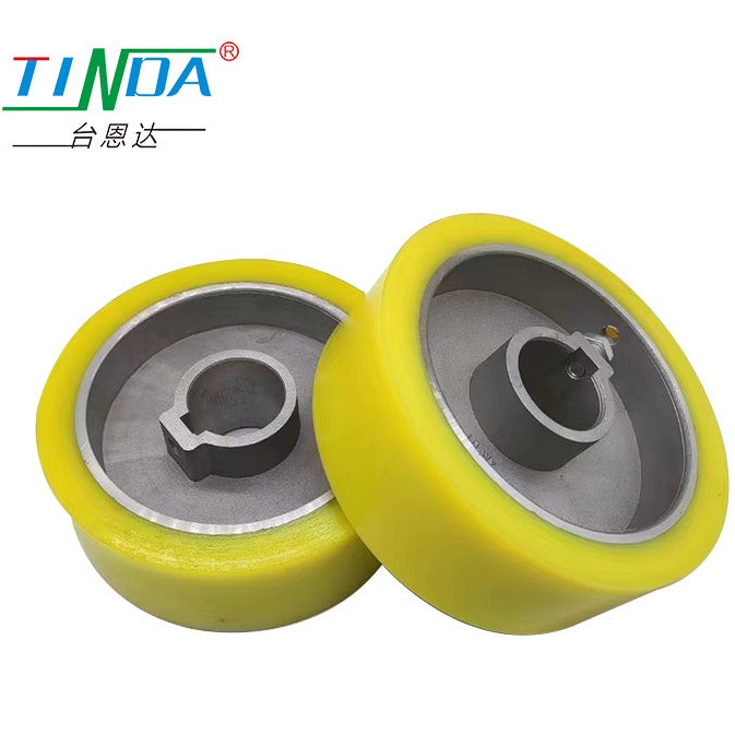 China Profile Wrapping Machines Rubber Feed Roller Silicone Rubber Wheel Customised factory